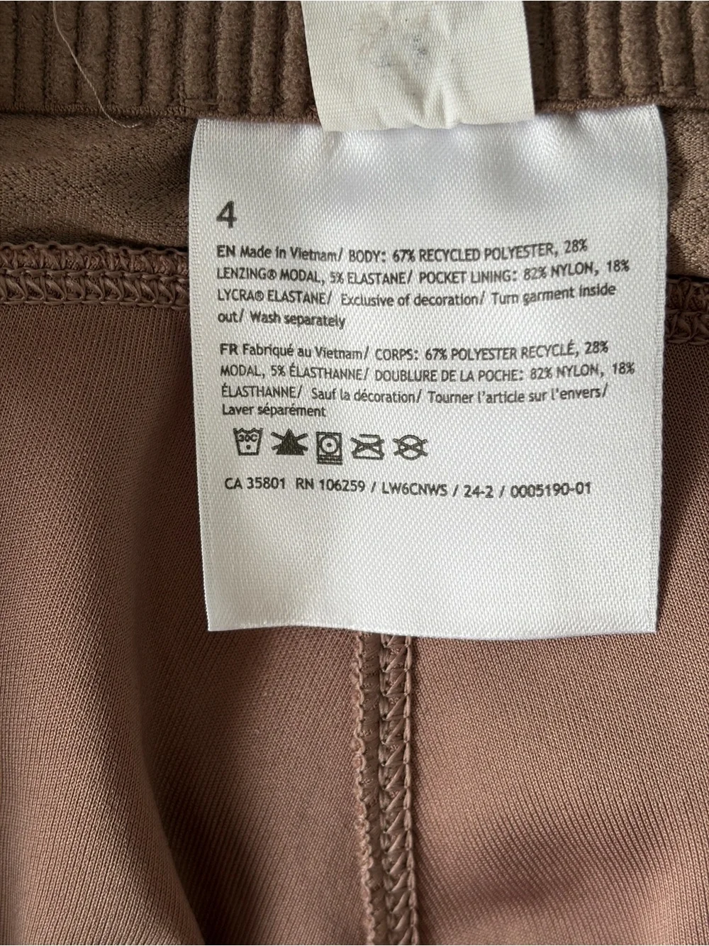 Lululemon Ribbed Cropped Pants Womens 4 Softstreme Zip-Leg High-Rise